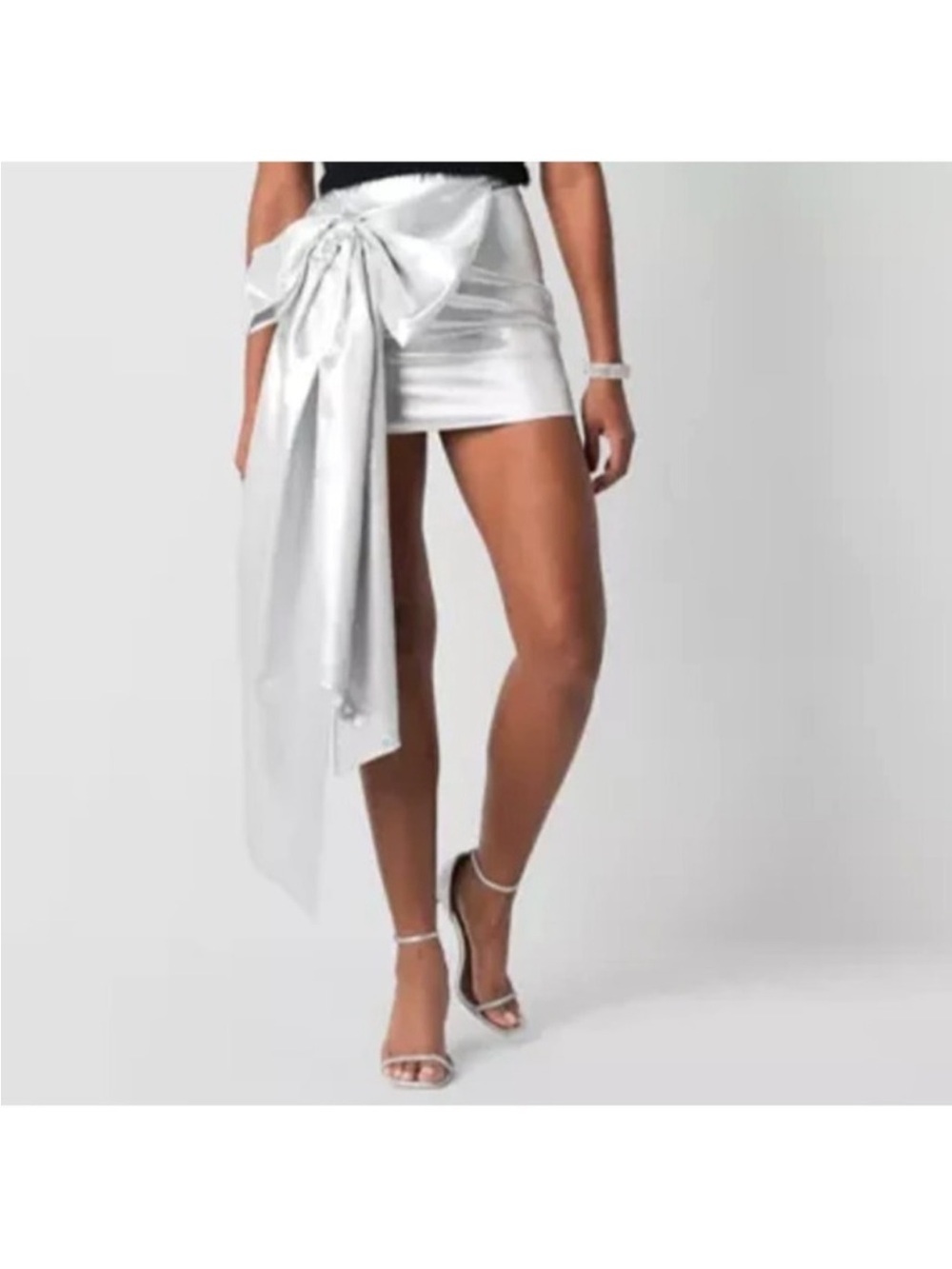 NWT Johnny Wujek Silver Now Mini Skirt Size 1